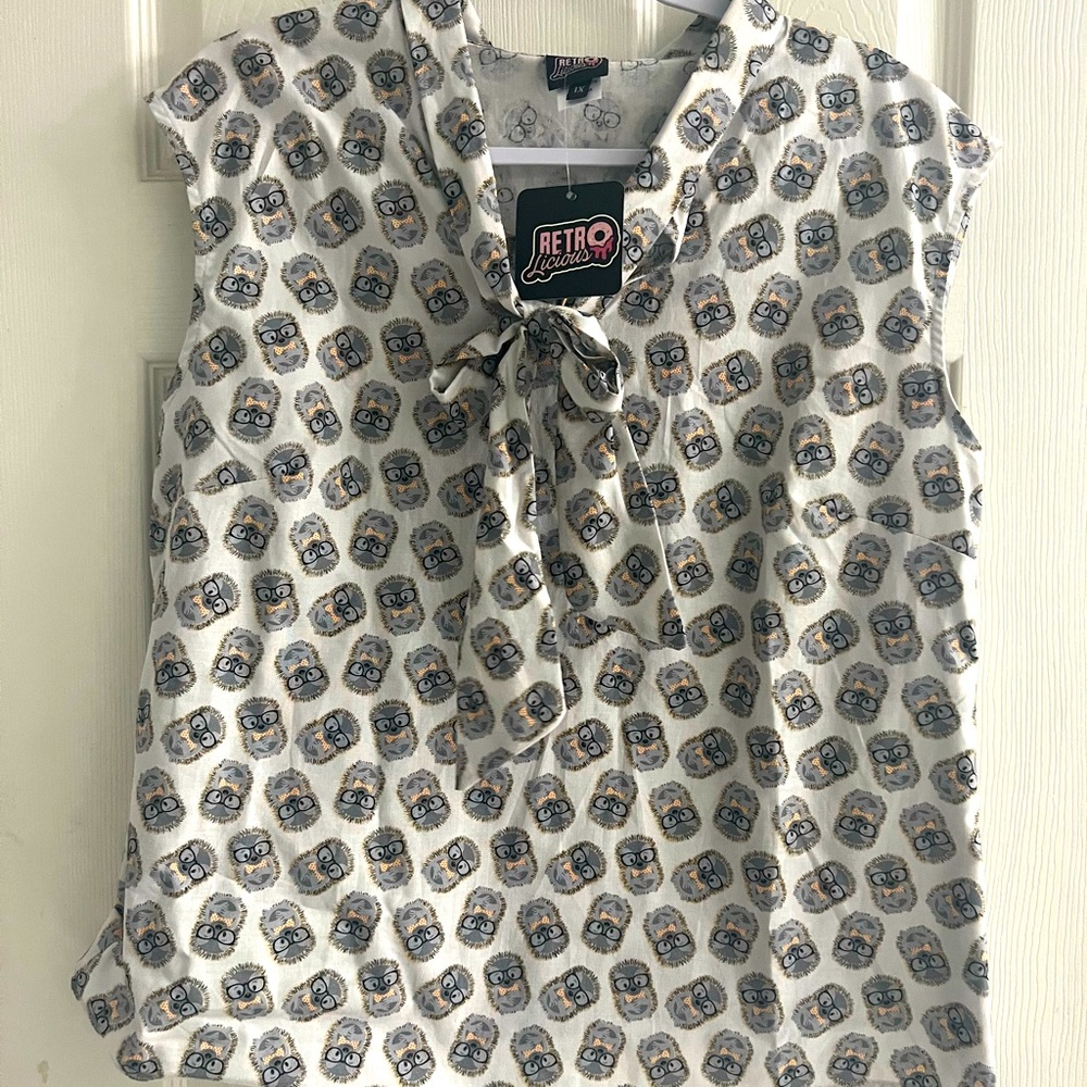 Retrolicious hedgehog Blouse 1X